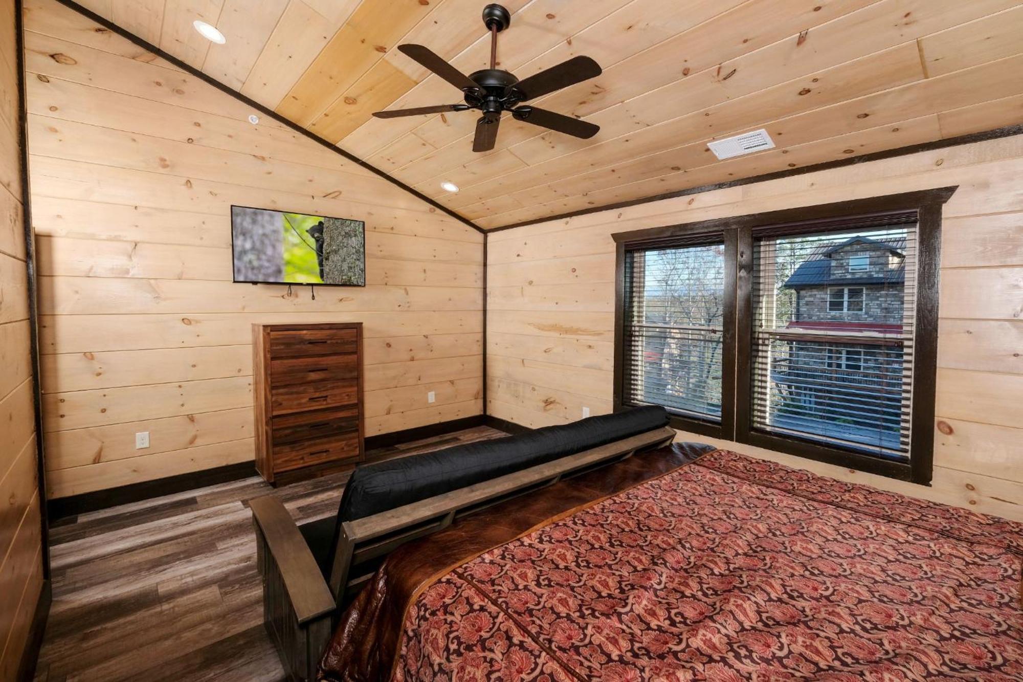 Swim And Gym Mansion Villa Pigeon Forge Exterior photo
